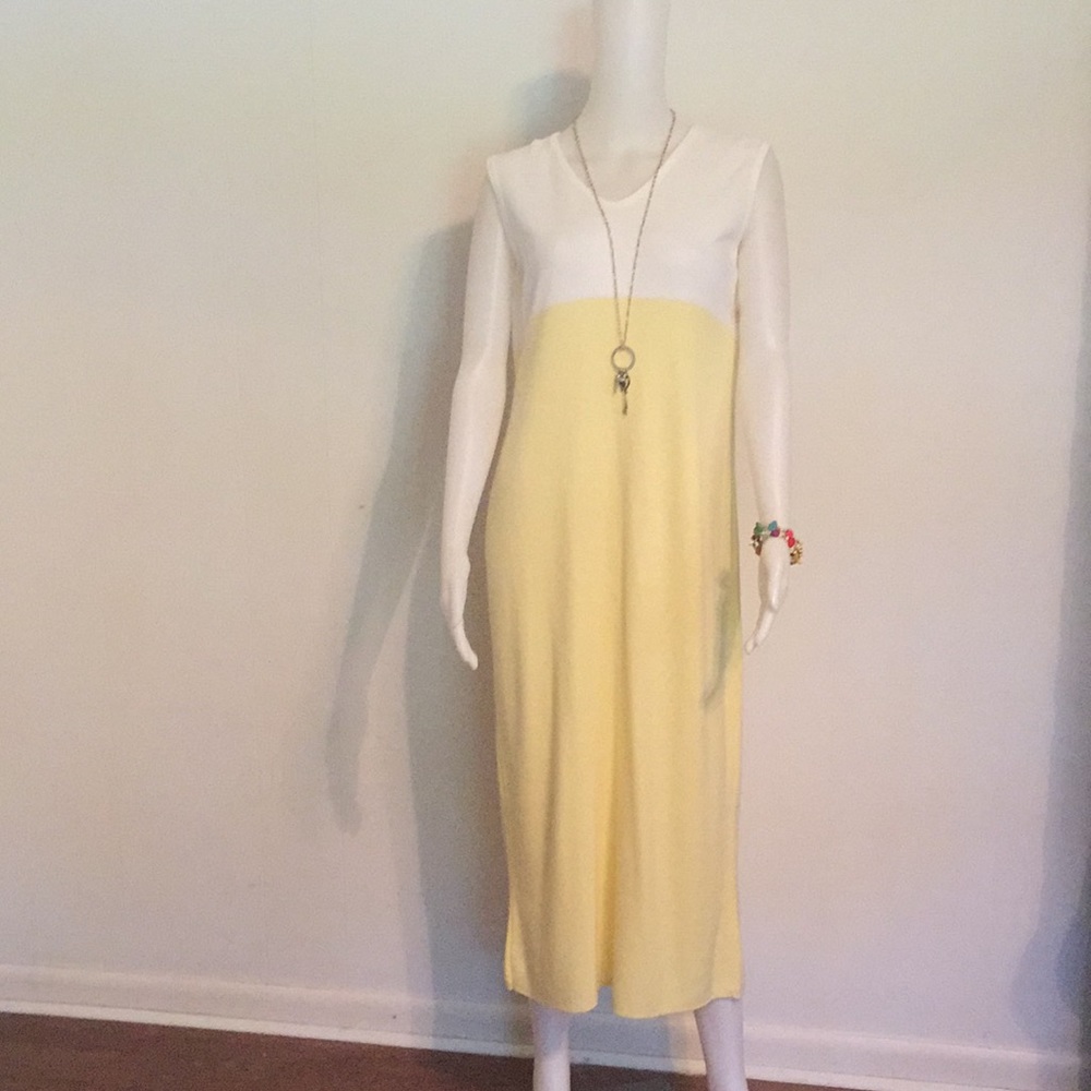 Size Small Sleeveless Yellow and White Sweater Dress